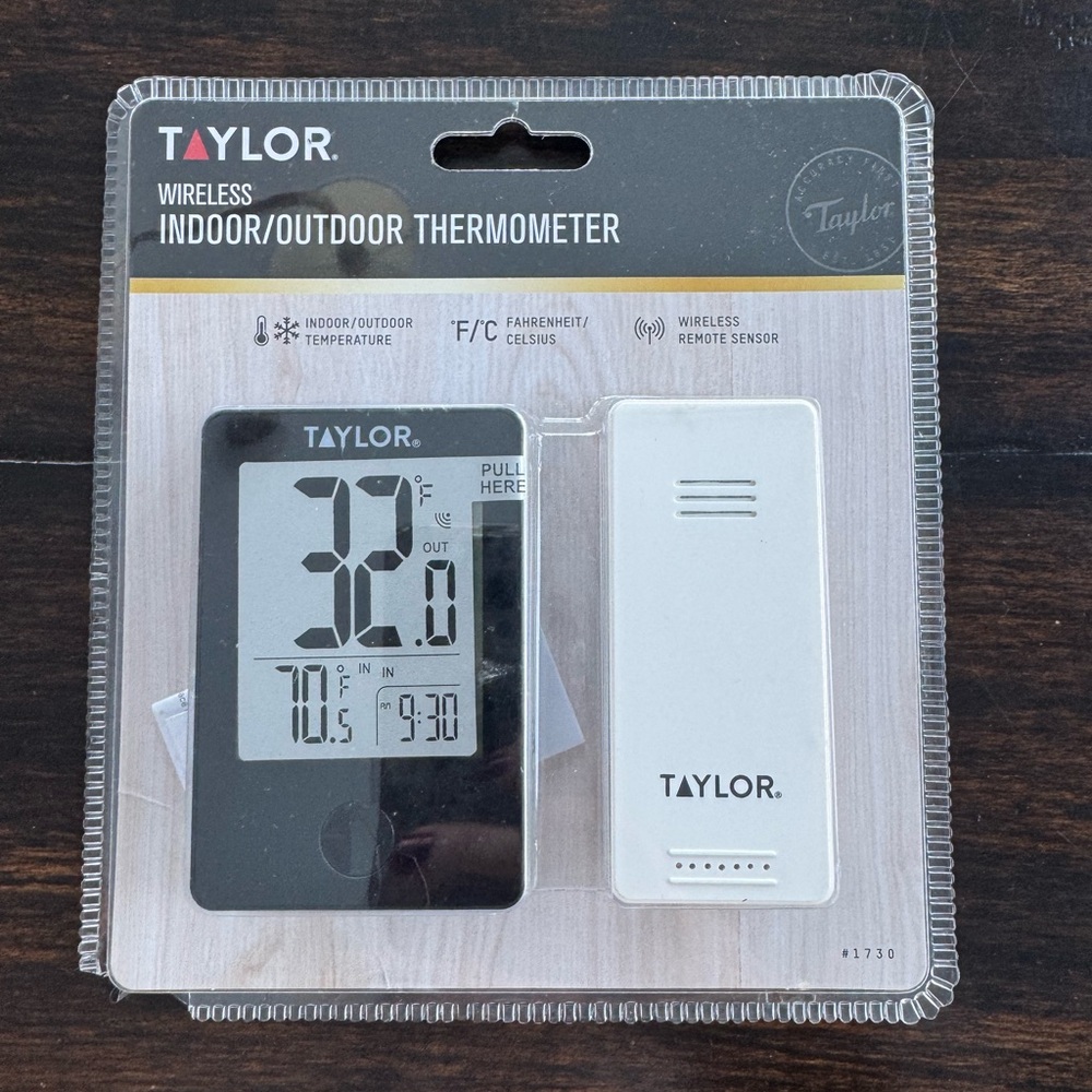 Taylor Wireless Thermometer with Digital Display